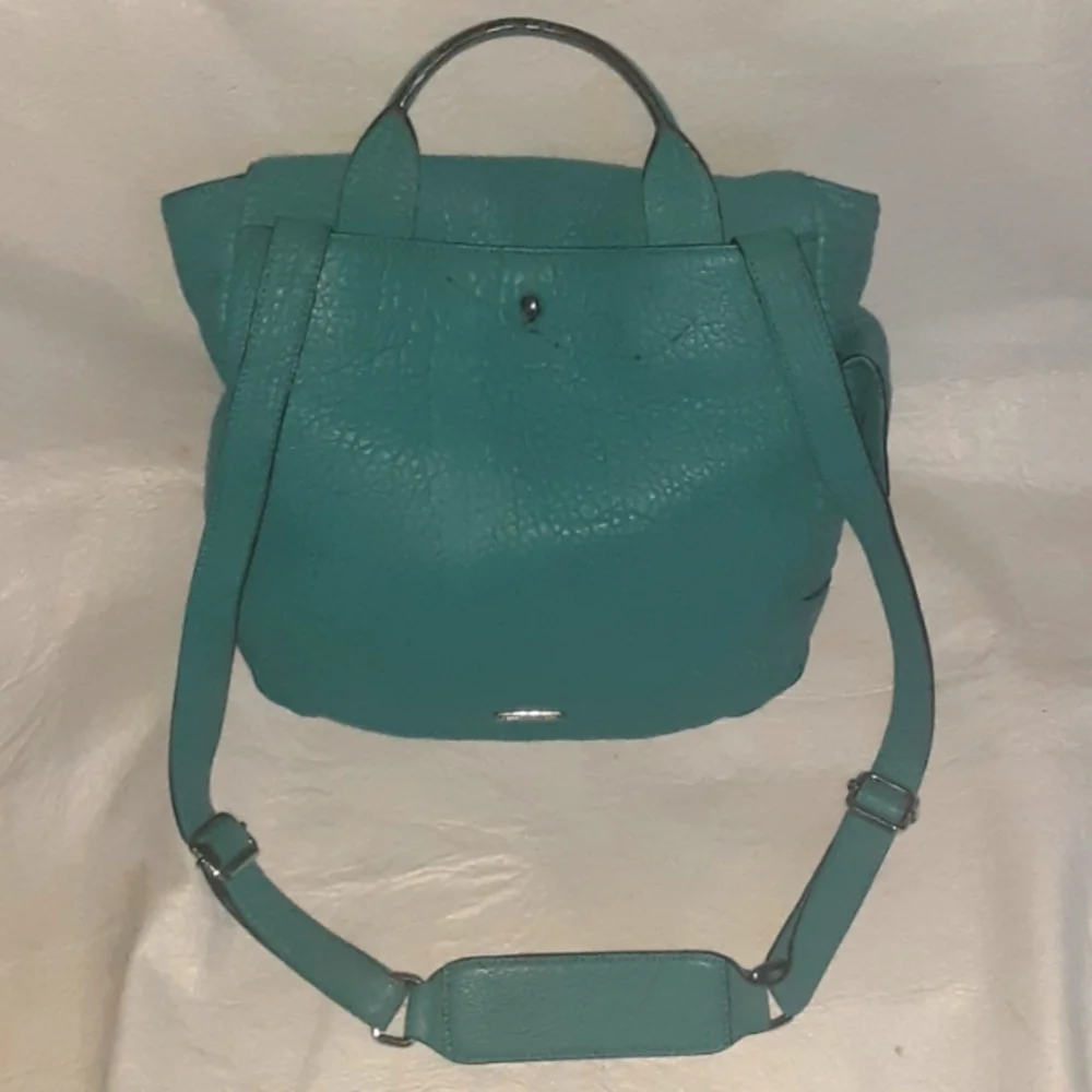 Rebecca Minkoff turquoise large pebbled leather crossbody bag. - Picture 4 of 12
